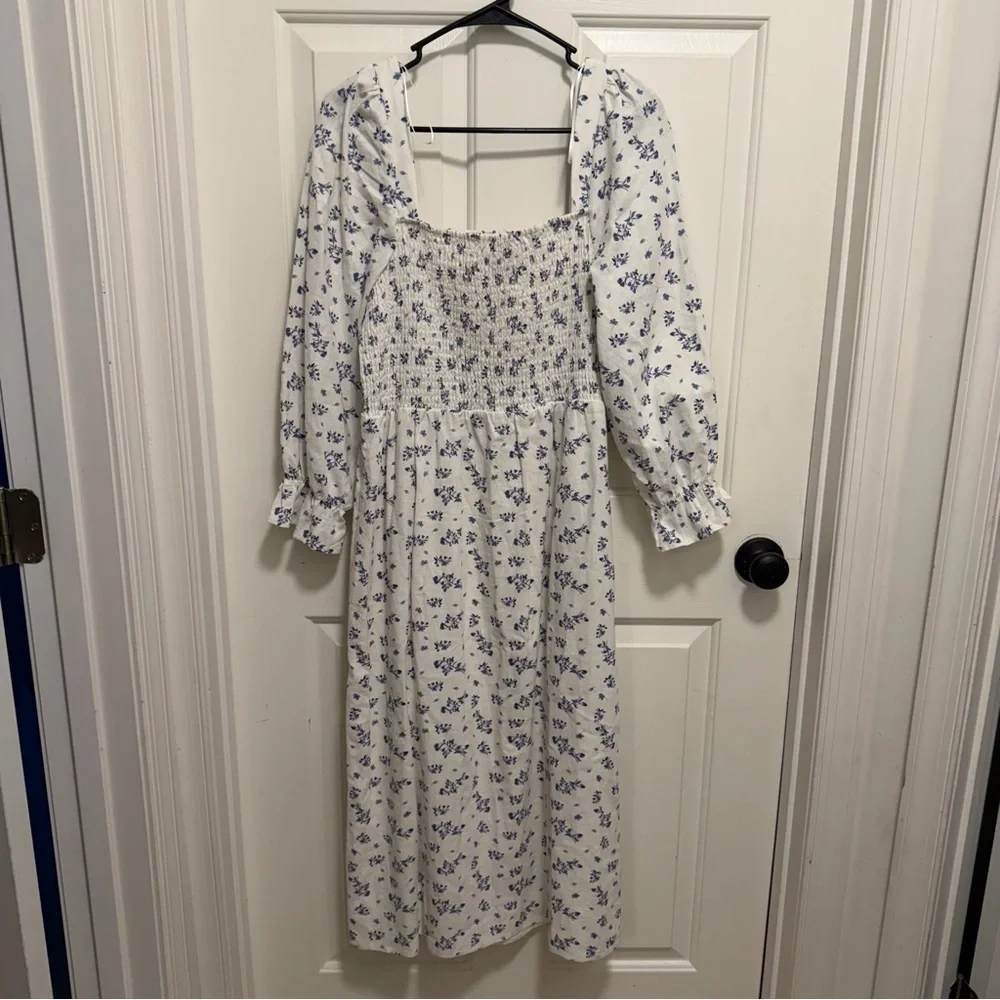 HOUSE OF HARLOW Women’s Floral Smocked Linen Blend Midi Dress White/Blue Size L